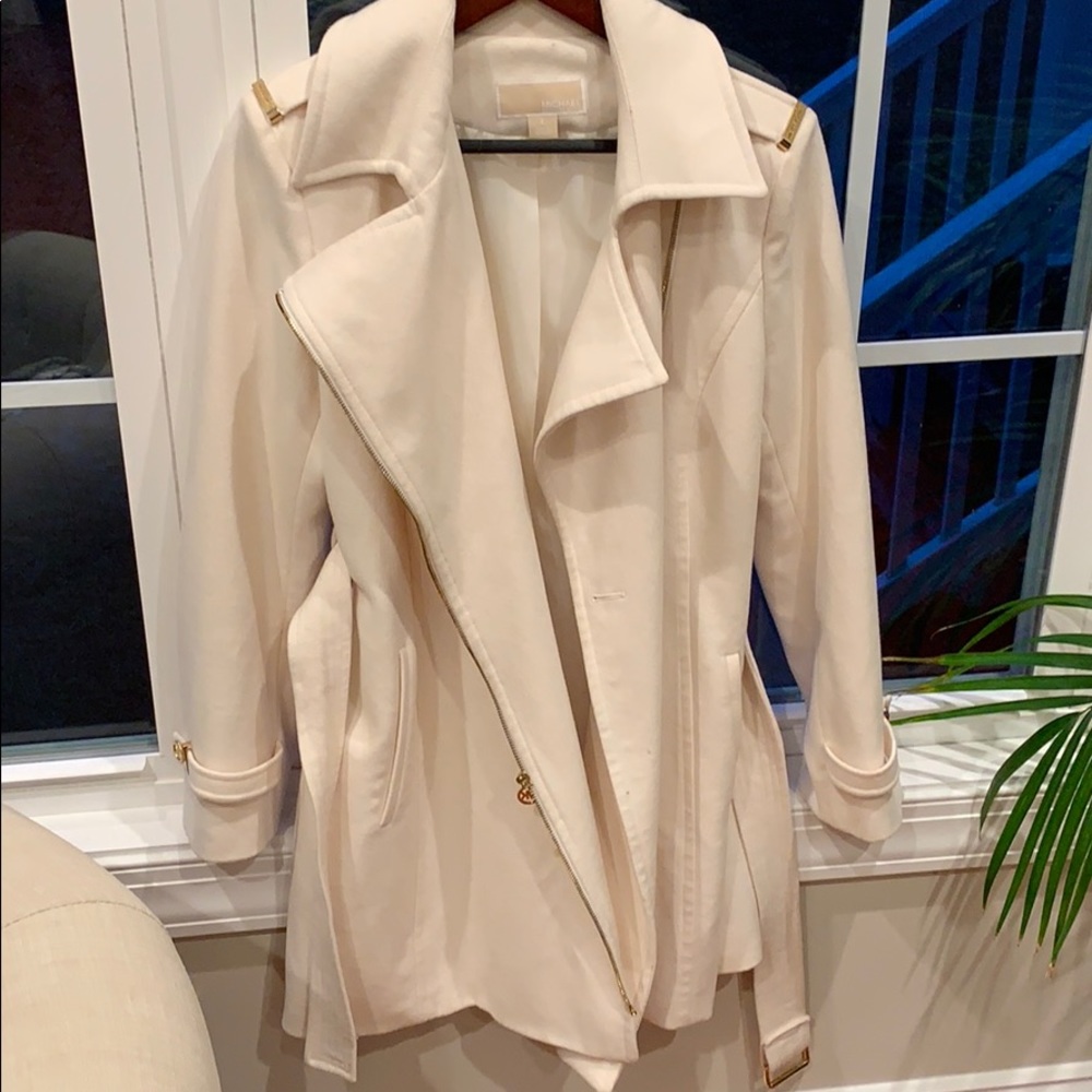 Coat - Picture 5 of 7